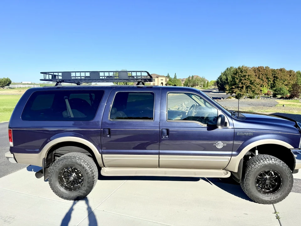2001 Ford Excursion - Image 11 of 31