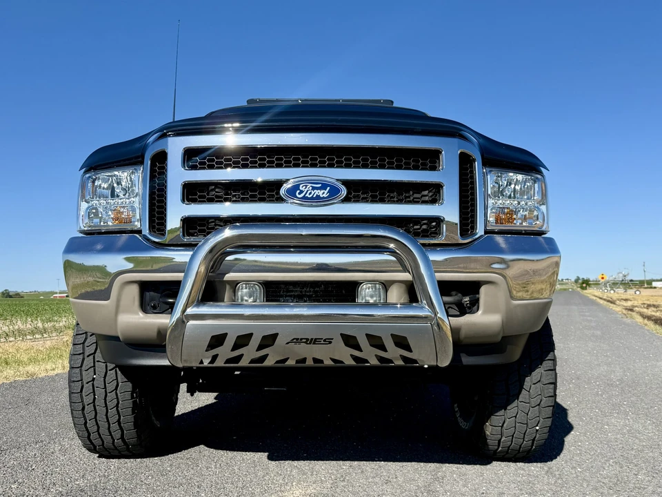 2001 Ford Excursion - Image 9 of 31