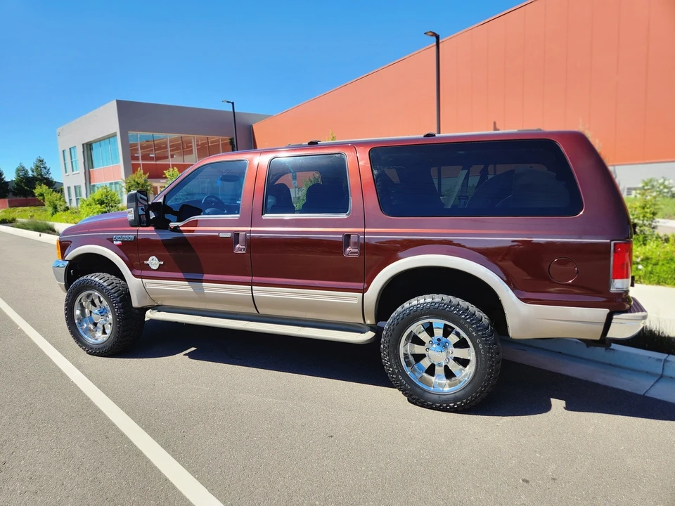 2001 Ford Excursion - Image 23 of 31