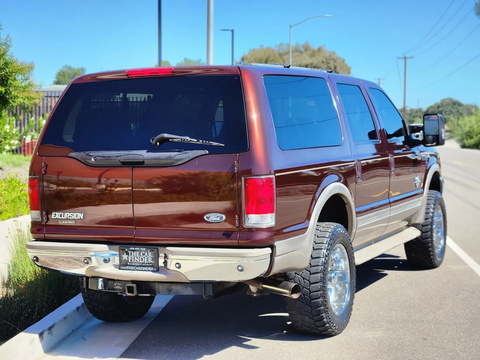 2001 Ford Excursion - Image 17 of 31