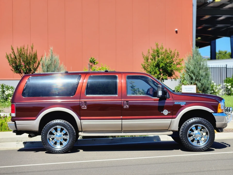 2001 Ford Excursion - Image 14 of 31