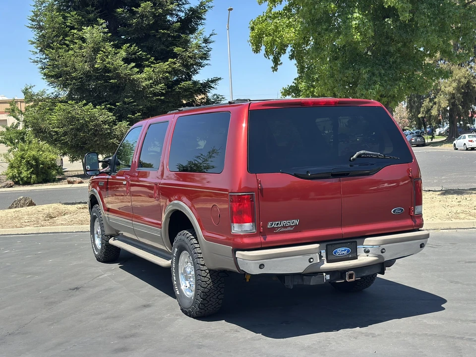 2001 Ford Excursion - Image 13 of 31