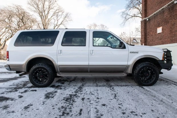 2001 Ford Excursion - Image 3 of 7
