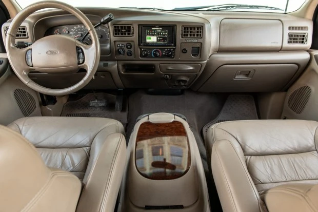 2001 Ford Excursion - Image 5 of 7
