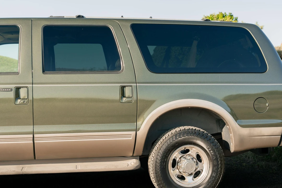 2001 Ford Excursion - Image 29 of 31