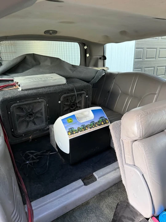 2001 Ford Excursion - Image 13 of 15