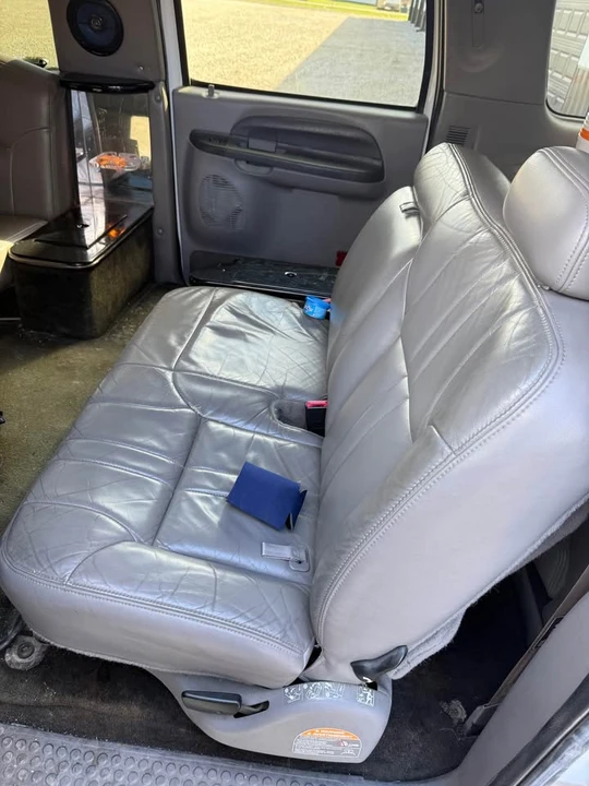 2001 Ford Excursion - Image 12 of 15
