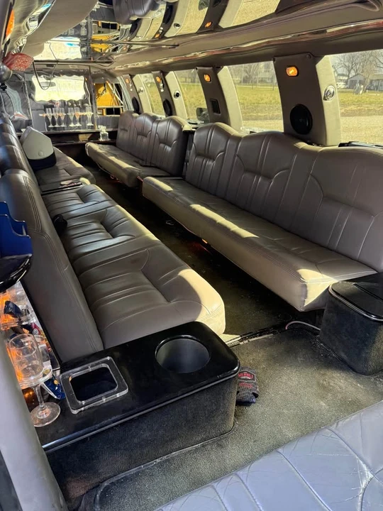 2001 Ford Excursion - Image 11 of 15