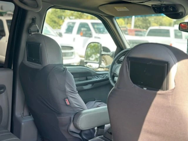 2001 Ford Excursion - Image 17 of 20