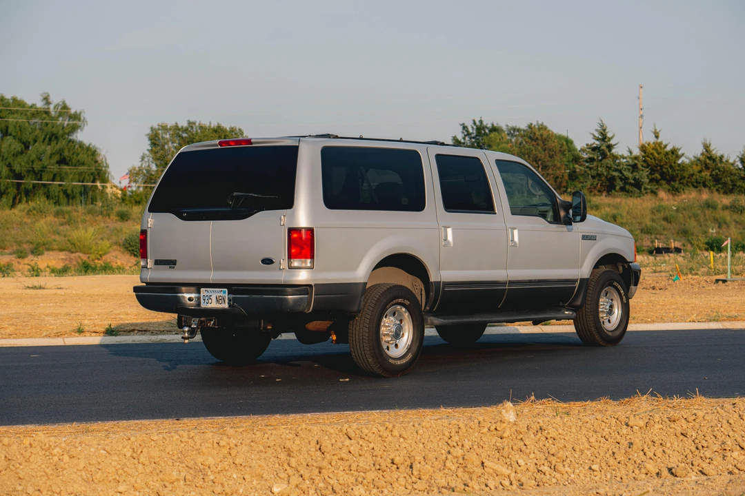 2001 Ford Excursion - Image 4 of 31