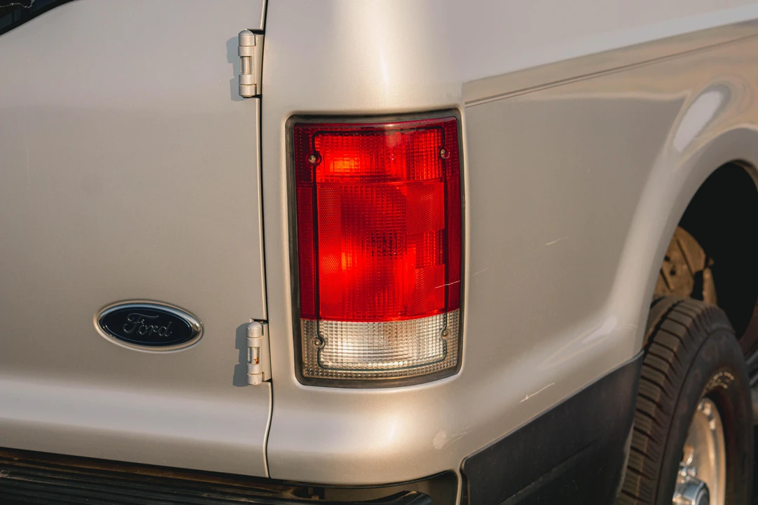 2001 Ford Excursion - Image 26 of 31
