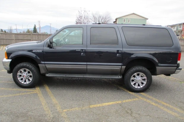 2001 Ford Excursion - Image 3 of 7