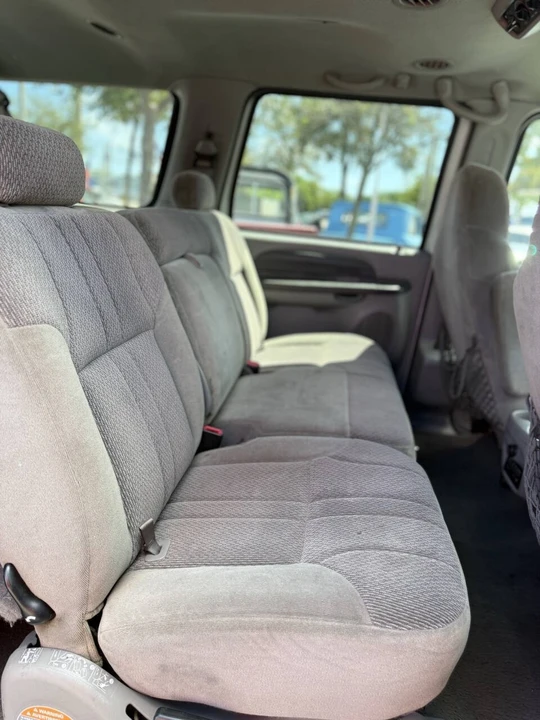 2001 Ford Excursion - Image 17 of 21