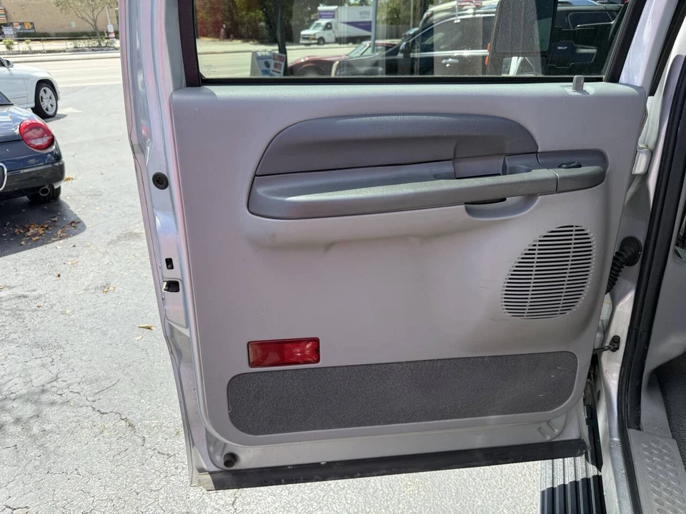 2001 Ford Excursion - Image 14 of 21