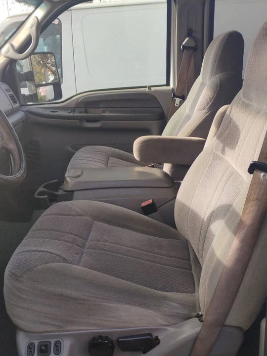 2001 Ford Excursion - Image 6 of 21