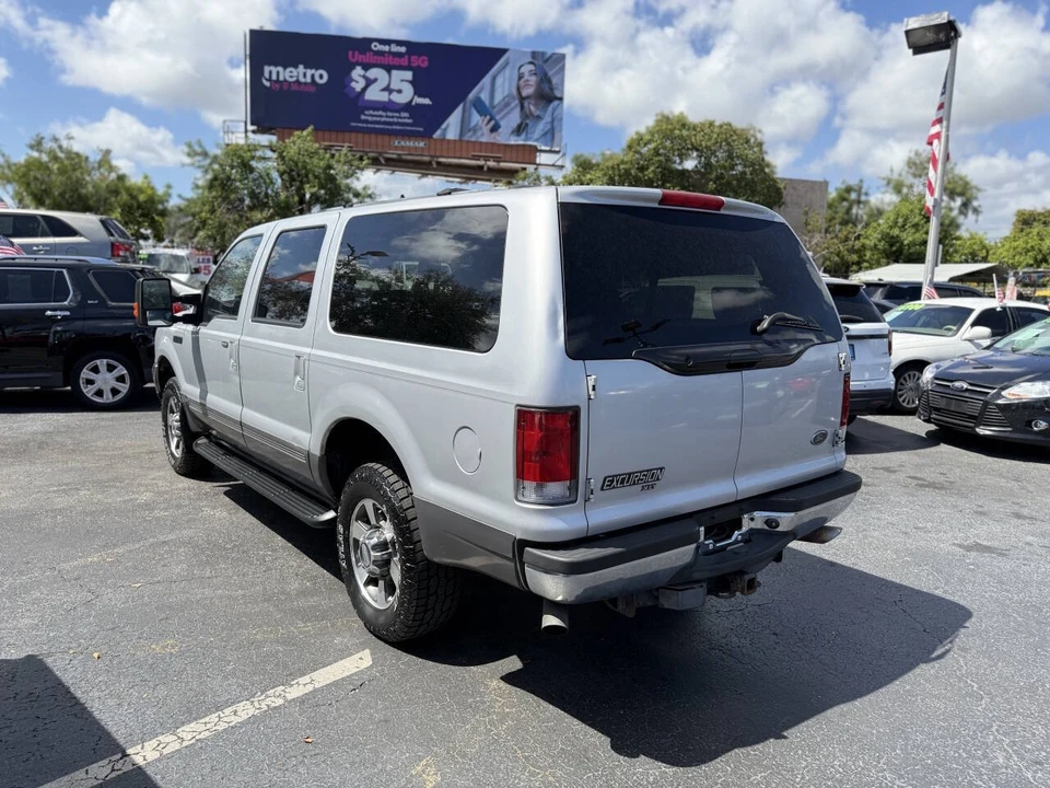 2001 Ford Excursion - Image 3 of 21