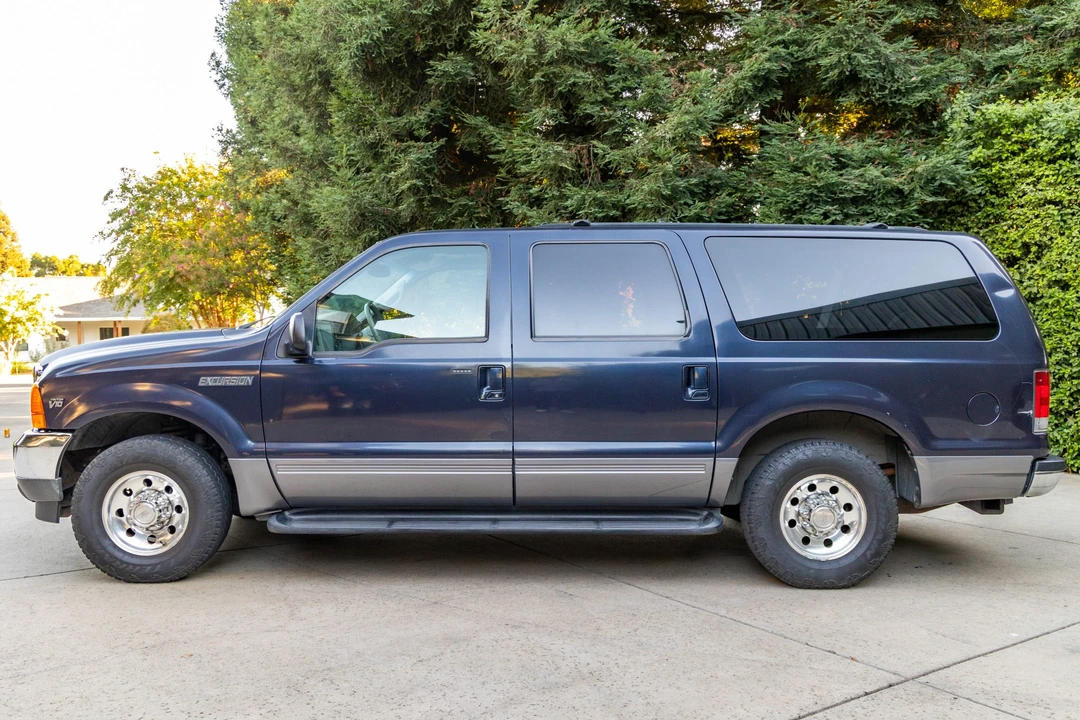 2001 Ford Excursion - Image 3 of 31