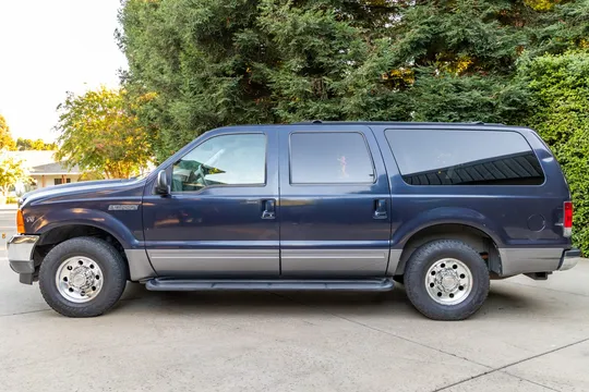 2001 Ford Excursion - Image 3 of 31
