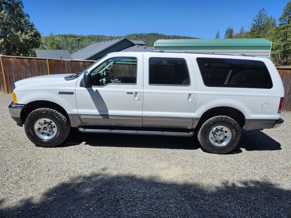 2001 Ford Excursion - Image 6 of 31