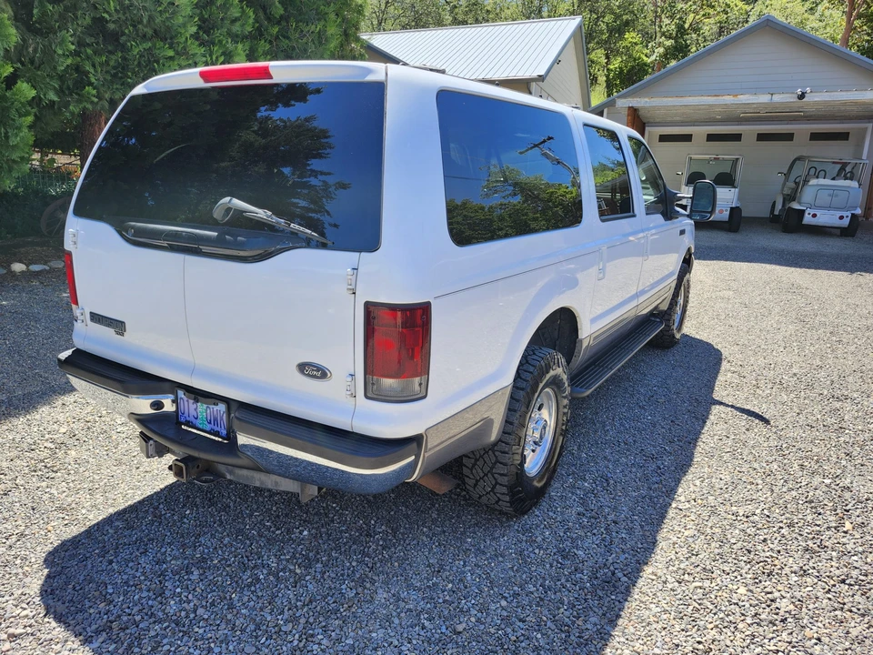2001 Ford Excursion - Image 13 of 31