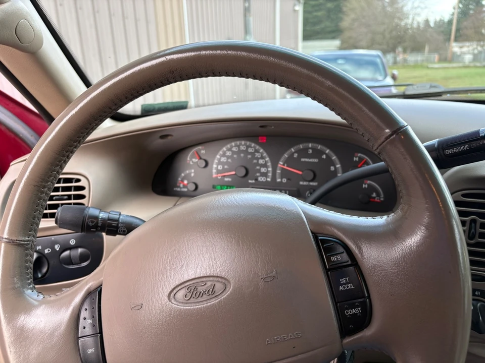 2001 Ford Expedition 1st Gen - Image 14 of 21