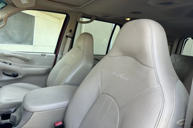 2001 Ford Expedition 1st Gen - Image 4 of 7