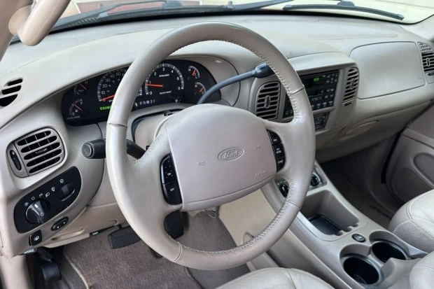 2001 Ford Expedition 1st Gen - Image 5 of 7