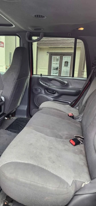 2001 Ford Expedition 1st Gen - Image 9 of 14