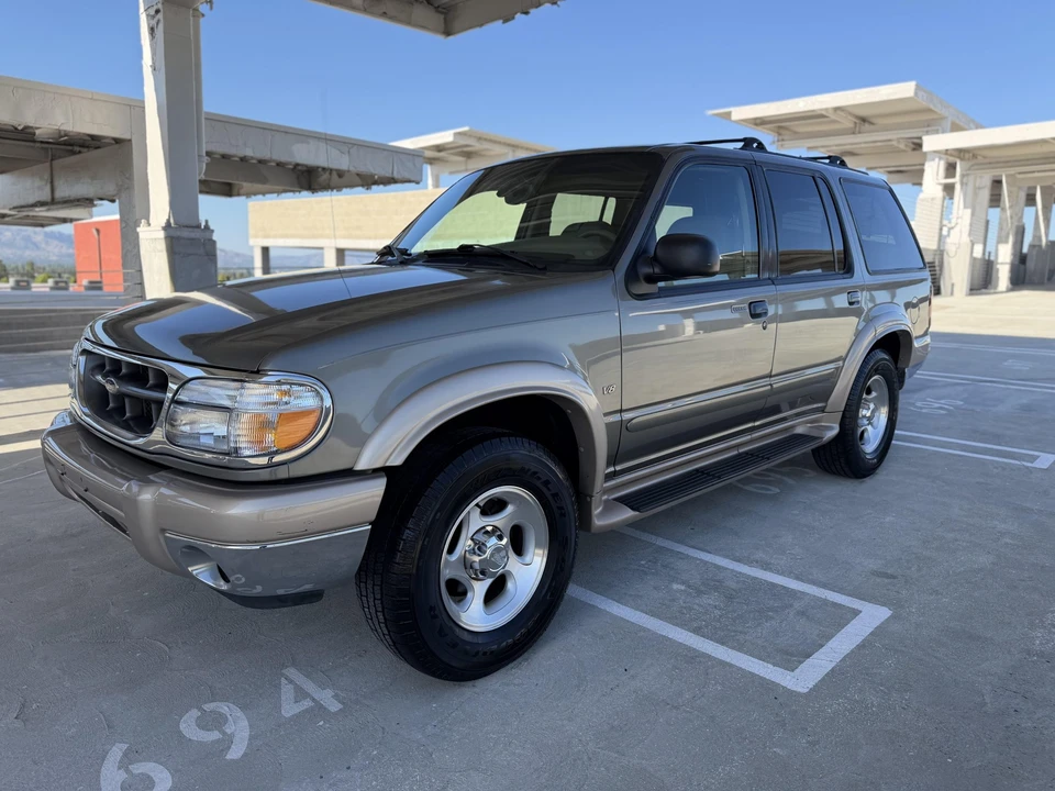 2001 Ford Explorer 2nd Gen - Image 9 of 31