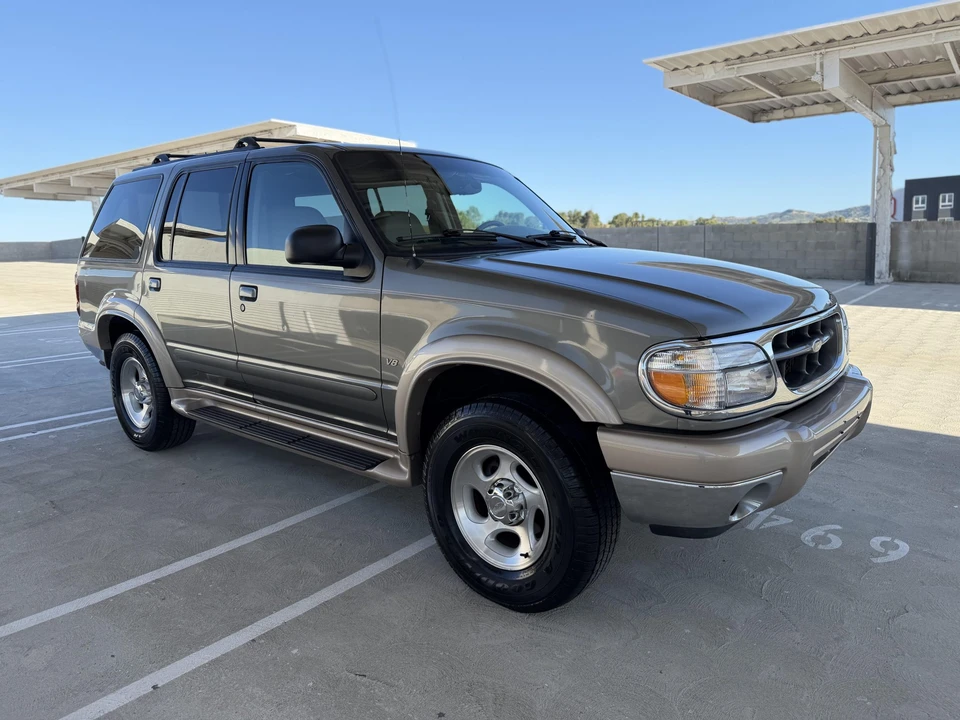 2001 Ford Explorer 2nd Gen - Image 31 of 31