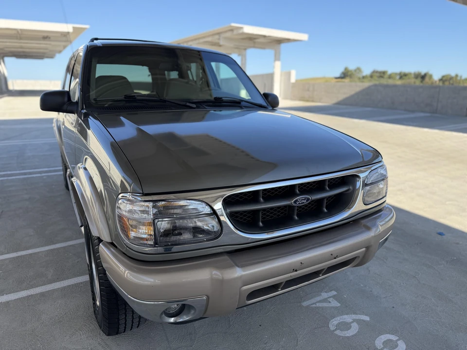 2001 Ford Explorer 2nd Gen - Image 24 of 31
