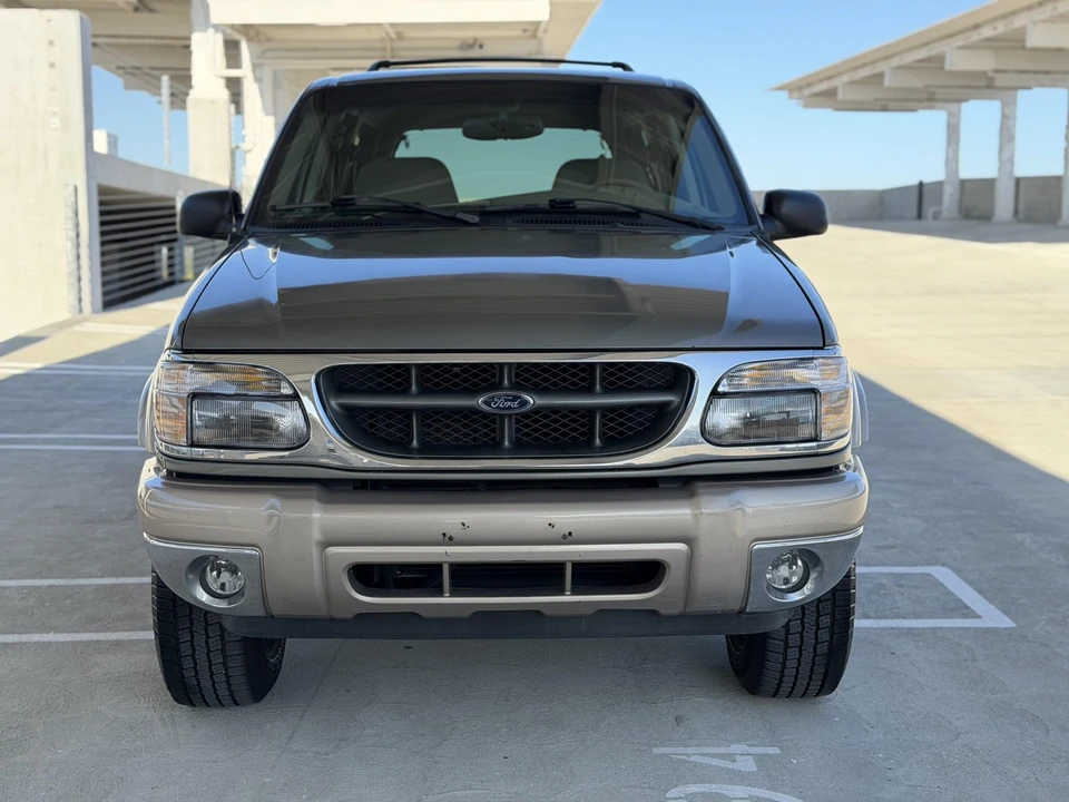 2001 Ford Explorer 2nd Gen - Image 19 of 31