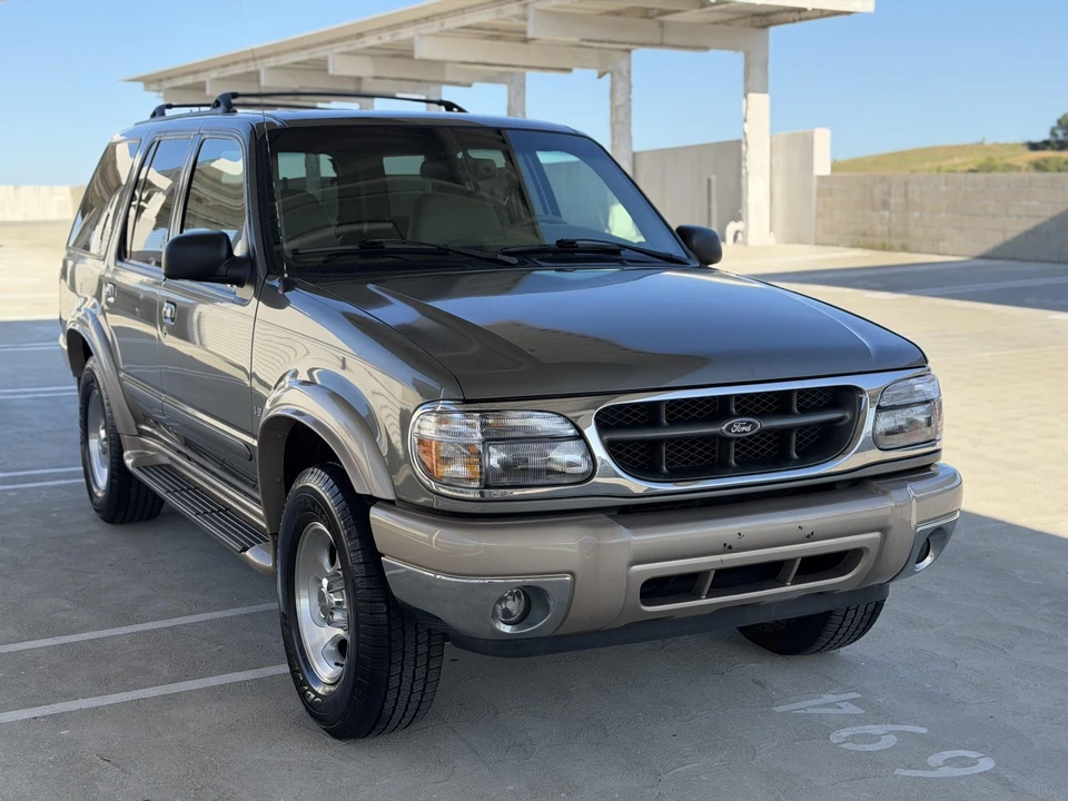2001 Ford Explorer 2nd Gen - Image 26 of 31