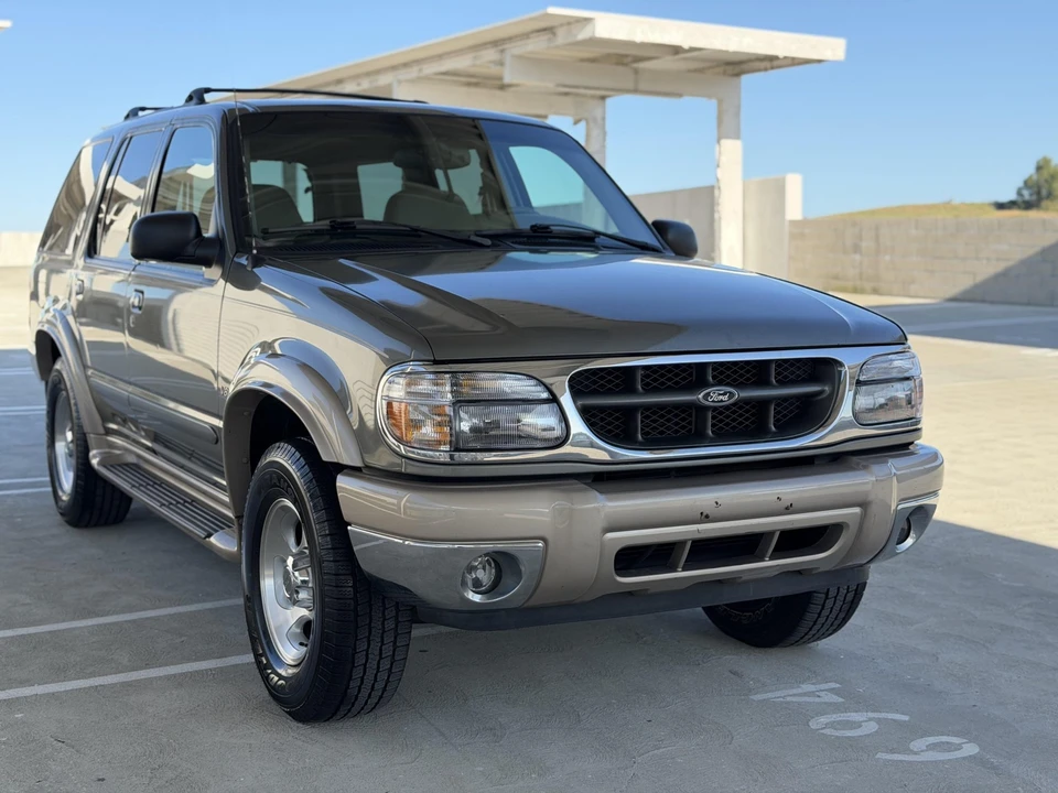 2001 Ford Explorer 2nd Gen - Image 25 of 31