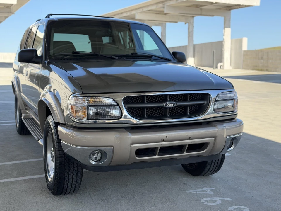 2001 Ford Explorer 2nd Gen - Image 23 of 31