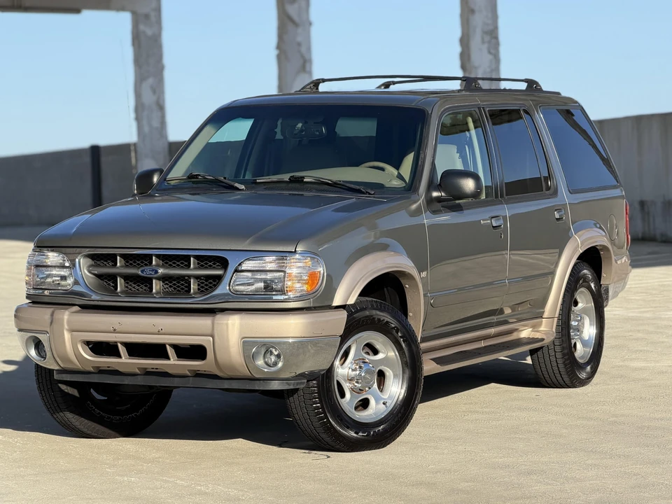 2001 Ford Explorer 2nd Gen - Image 13 of 31