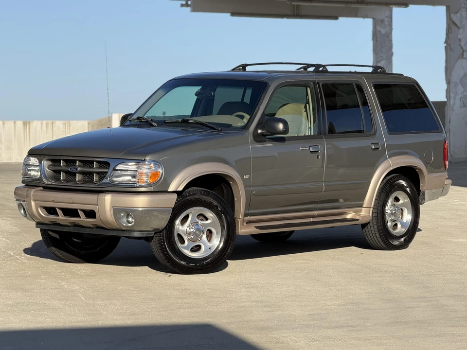 2001 Ford Explorer 2nd Gen - Image 16 of 31