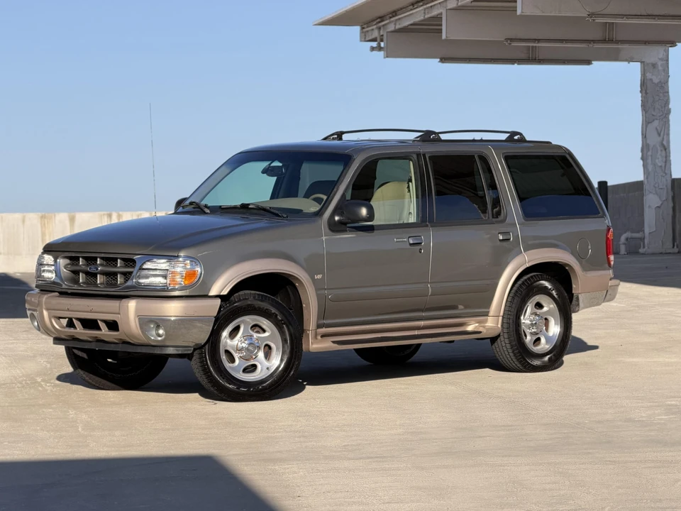 2001 Ford Explorer 2nd Gen - Image 15 of 31