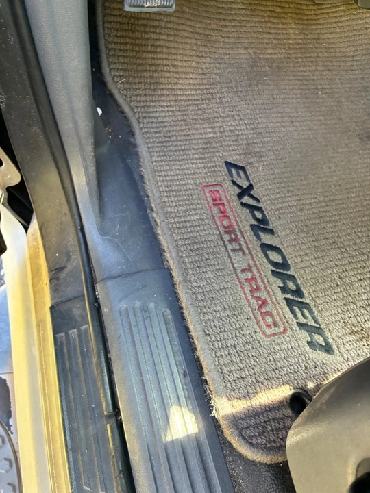 2001 Ford Explorer Sport Trac - Image 11 of 20