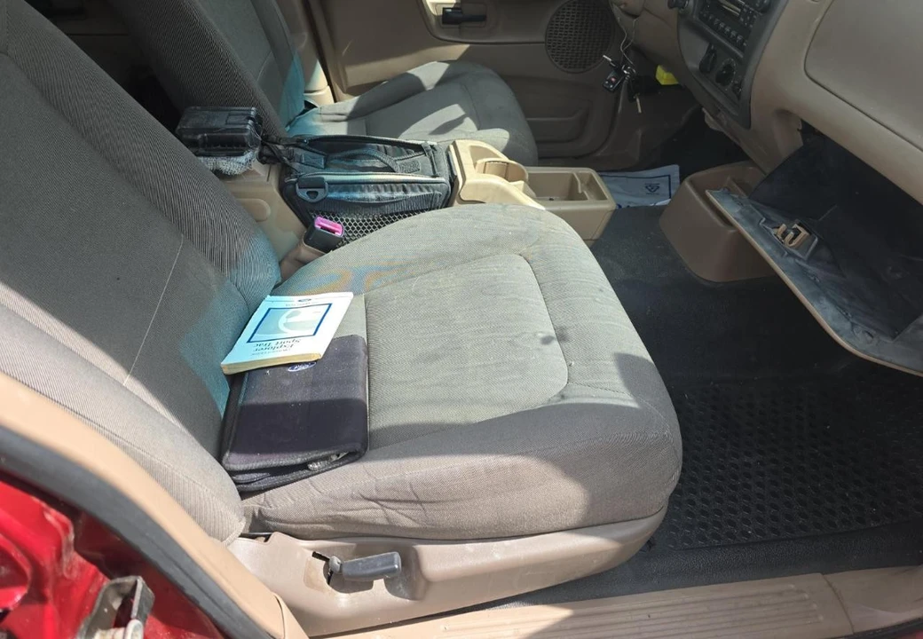 2001 Ford Explorer Sport Trac - Image 10 of 12