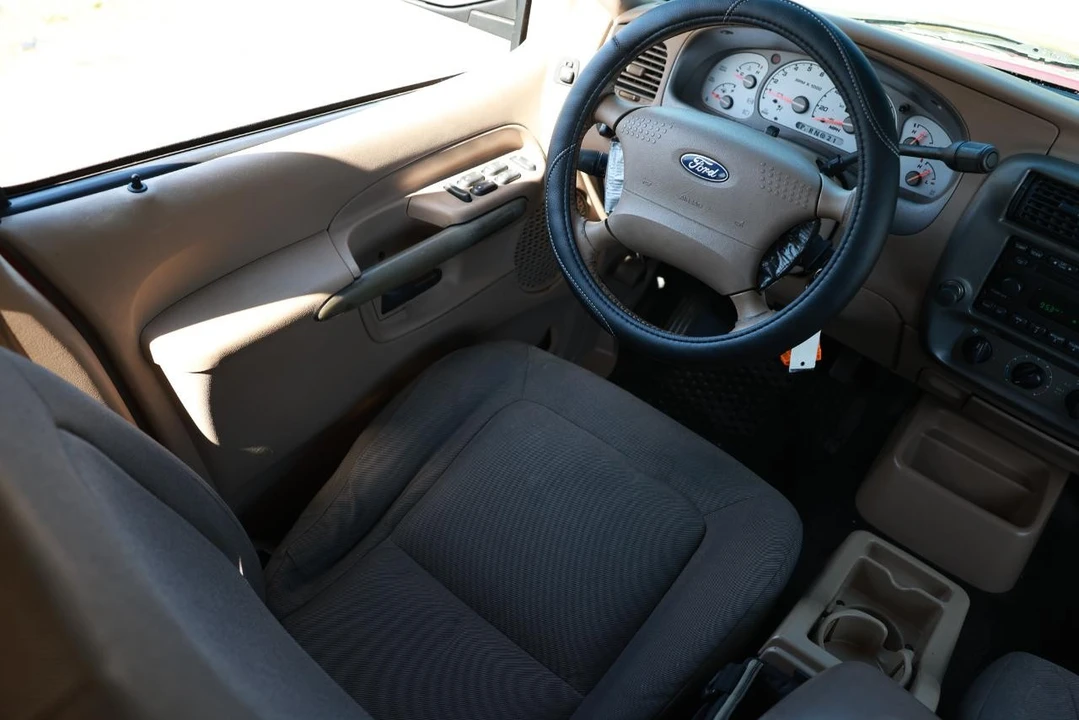 2001 Ford Explorer Sport Trac - Image 20 of 21