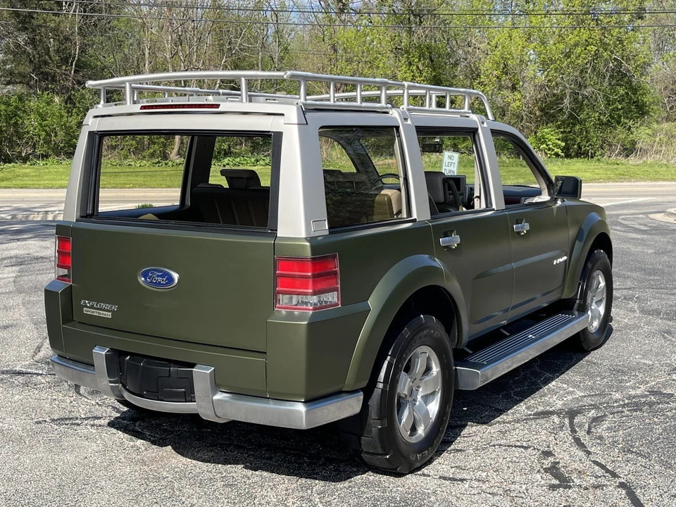 2001 Ford Explorer 2nd Gen - Image 14 of 31