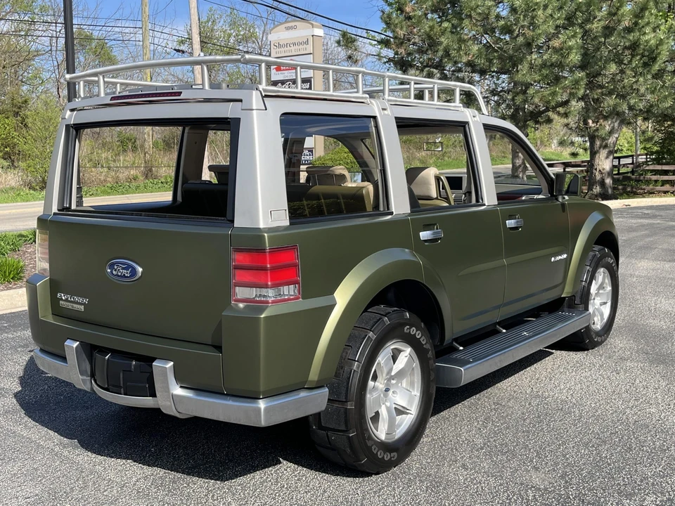 2001 Ford Explorer 2nd Gen - Image 15 of 31