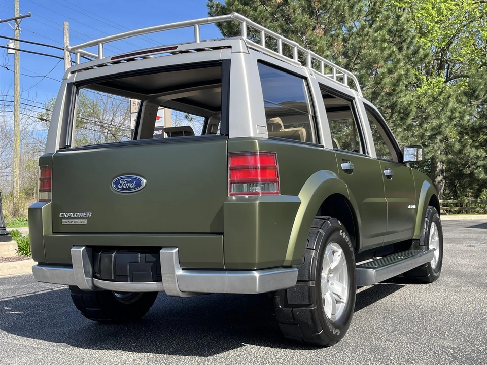 2001 Ford Explorer 2nd Gen - Image 13 of 31