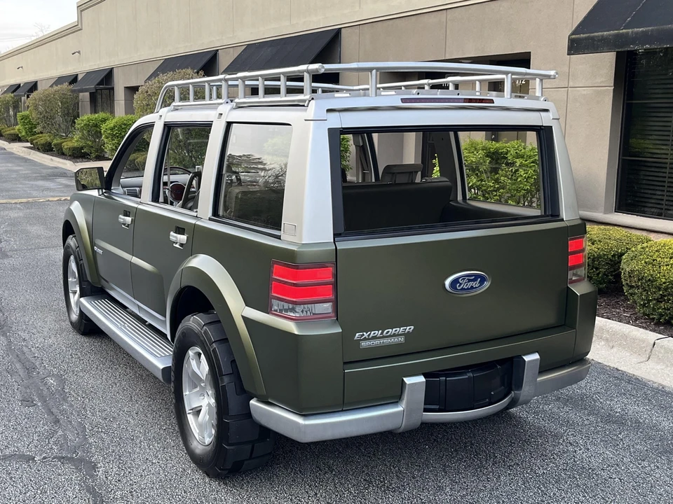 2001 Ford Explorer 2nd Gen - Image 8 of 31