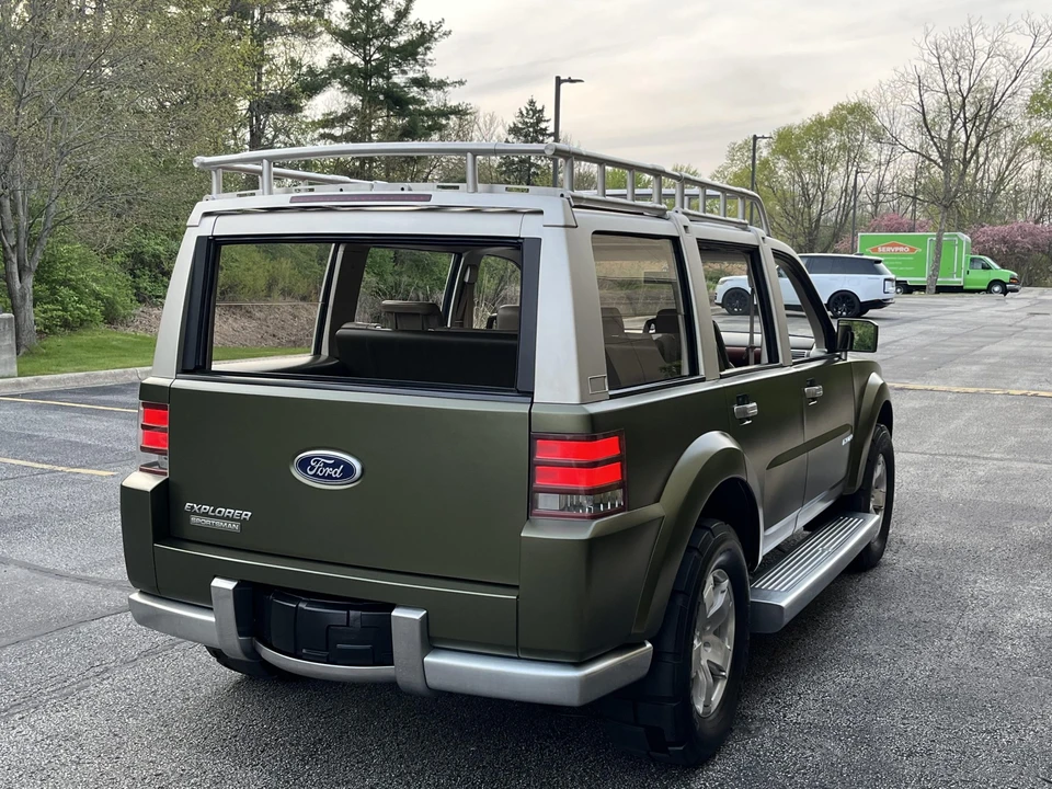2001 Ford Explorer 2nd Gen - Image 12 of 31