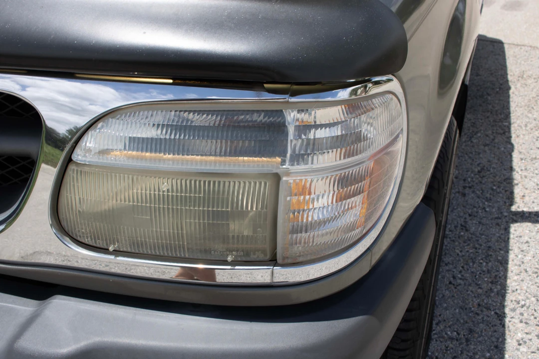 2001 Ford Explorer 2nd Gen - Image 8 of 31