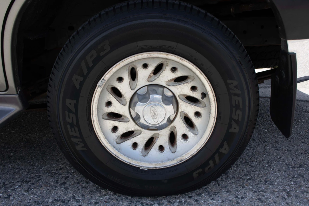2001 Ford Explorer 2nd Gen - Image 30 of 31