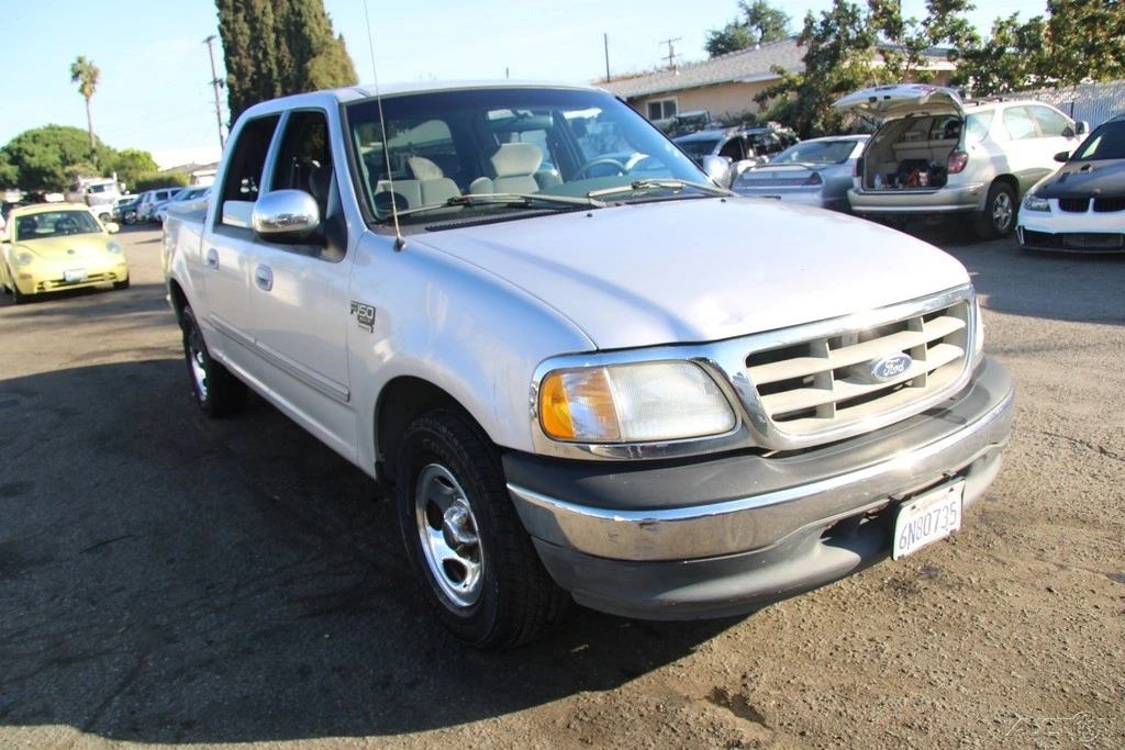 2001 Ford F-150 10th Gen - Image 8 of 21