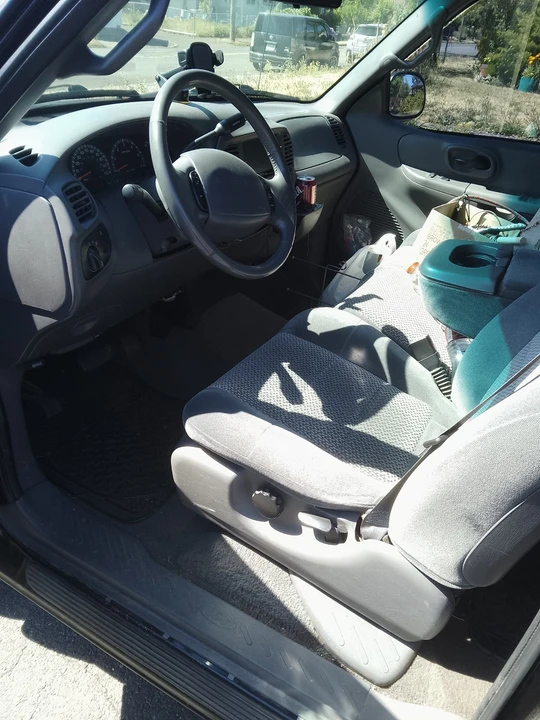 2001 Ford F-150 10th Gen - Image 8 of 20